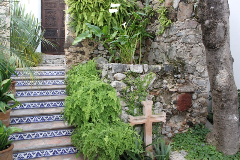 Talvera Tile Stairs and Patio 